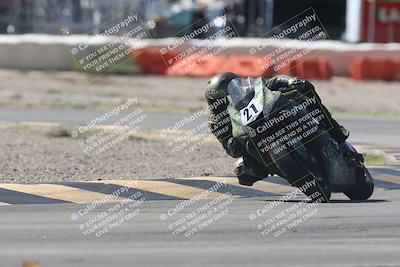 media/Oct-03-2025-CVMA Friday Practice (Fri) [[0c1e57b650]]/5-Racer 4/Session 4- Turn 2/